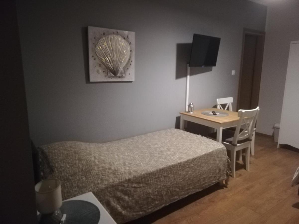 Guest House Lucija Buzin Esterno foto